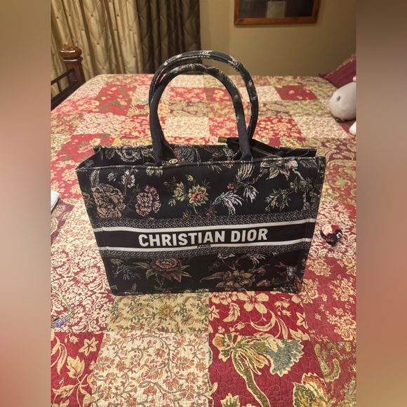 Black Floral Tote Bag - Picture 1 of 10